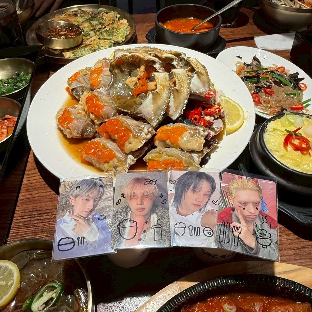 jiung_c's tweet photo. 5月も美味しかったし楽しかった❣️かわいいベル姫を添えて〜💞✨(みんみんぜみいるとき写真とってないな〜泣) https://t.co/0f8oVYuBfi