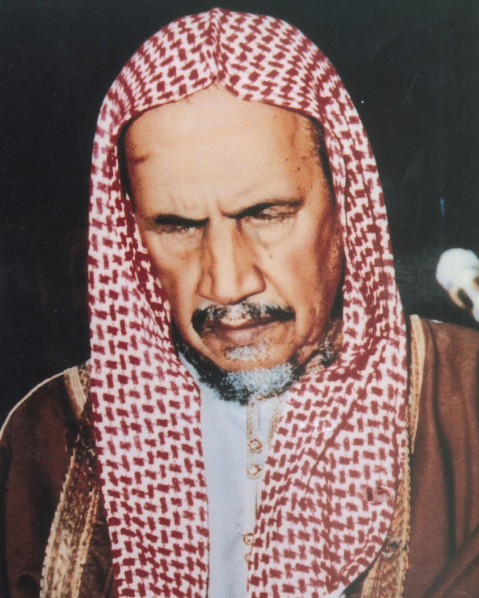 eyad_320285's tweet photo. احكام من ابن باز (رحمه الله)

يُعد السب والشتم والعدوان الإلكتروني كبيرة من كبائر الذنوب وإثماً مبيناً. يرى الإمام ابن باز -رحمه الله- أن سب المسلم بغير حق، سواء كان مباشراً أو عبر وسائل التقنية ووسائل التواصل الاجتماعي، هو فسوق واعتداء على الأعراض المحصنة التي أمر الشرع بحفظها. https://t.co/dt0yN8D10C