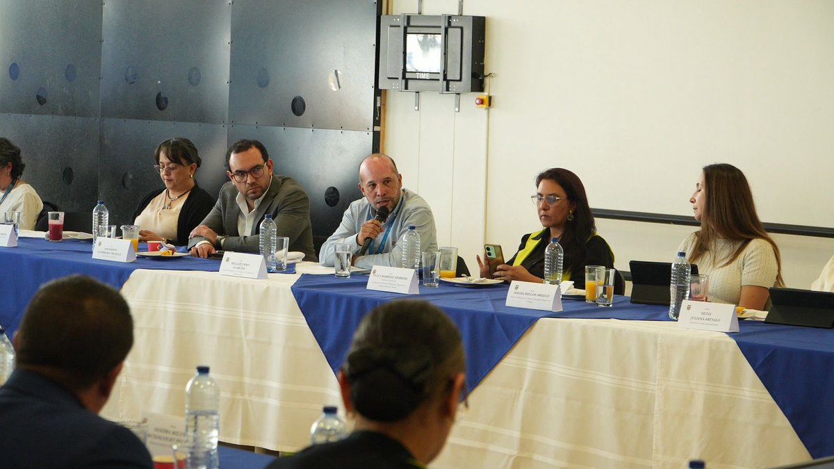 MinInterior's tweet photo. En la XIII Sesión de la CIAIV de @divriveteranos, el viceministro 
@jaimeberdugo presentó avances del primer trimestre de 2026 y la hoja de ruta que fortalece la participación de veteranos en territorios, a través de la Mesa Técnica de Participación Ciudadana Regional y Local. https://t.co/ji3yWxTBDp