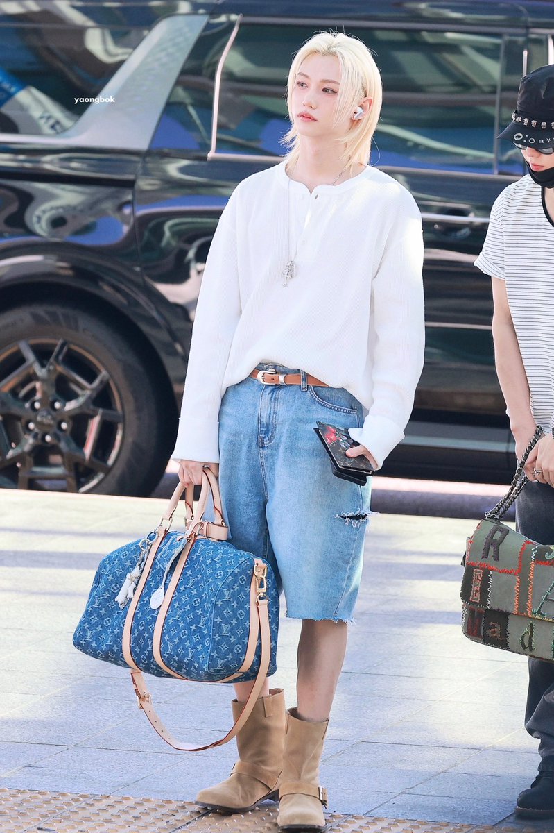 yaongbok915's tweet photo. 260605 👢💙
#필릭스 #Felix #Straykids  #용복 https://t.co/6M32BDm59V