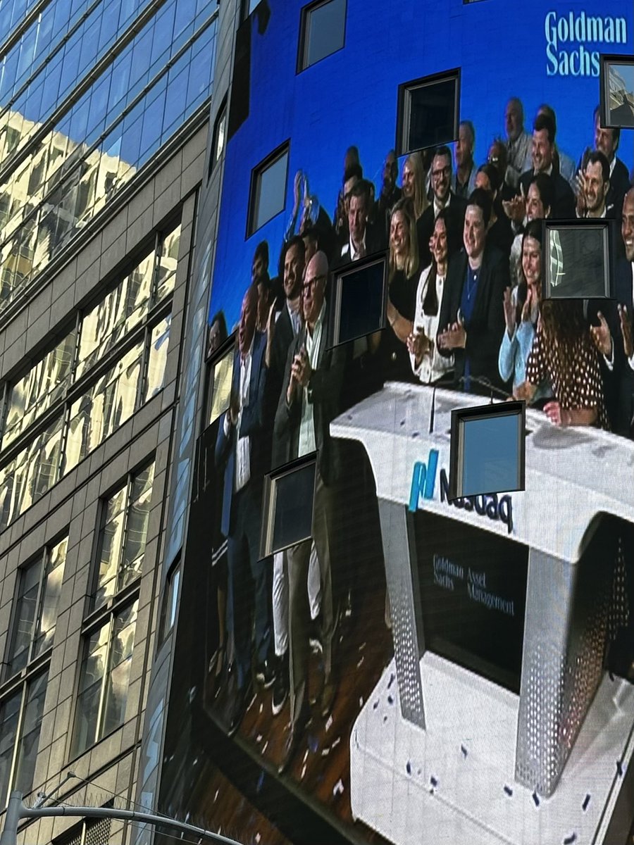 TalleyLeger's tweet photo. It was a pleasure representing The Wealth Consulting Group yesterday at the Nasdaq Closing Bell Ceremony for the launch of the Goldman Sachs MSCI World Private Equity Return Tracker ETF (GTPE). https://t.co/INRzHhi05h