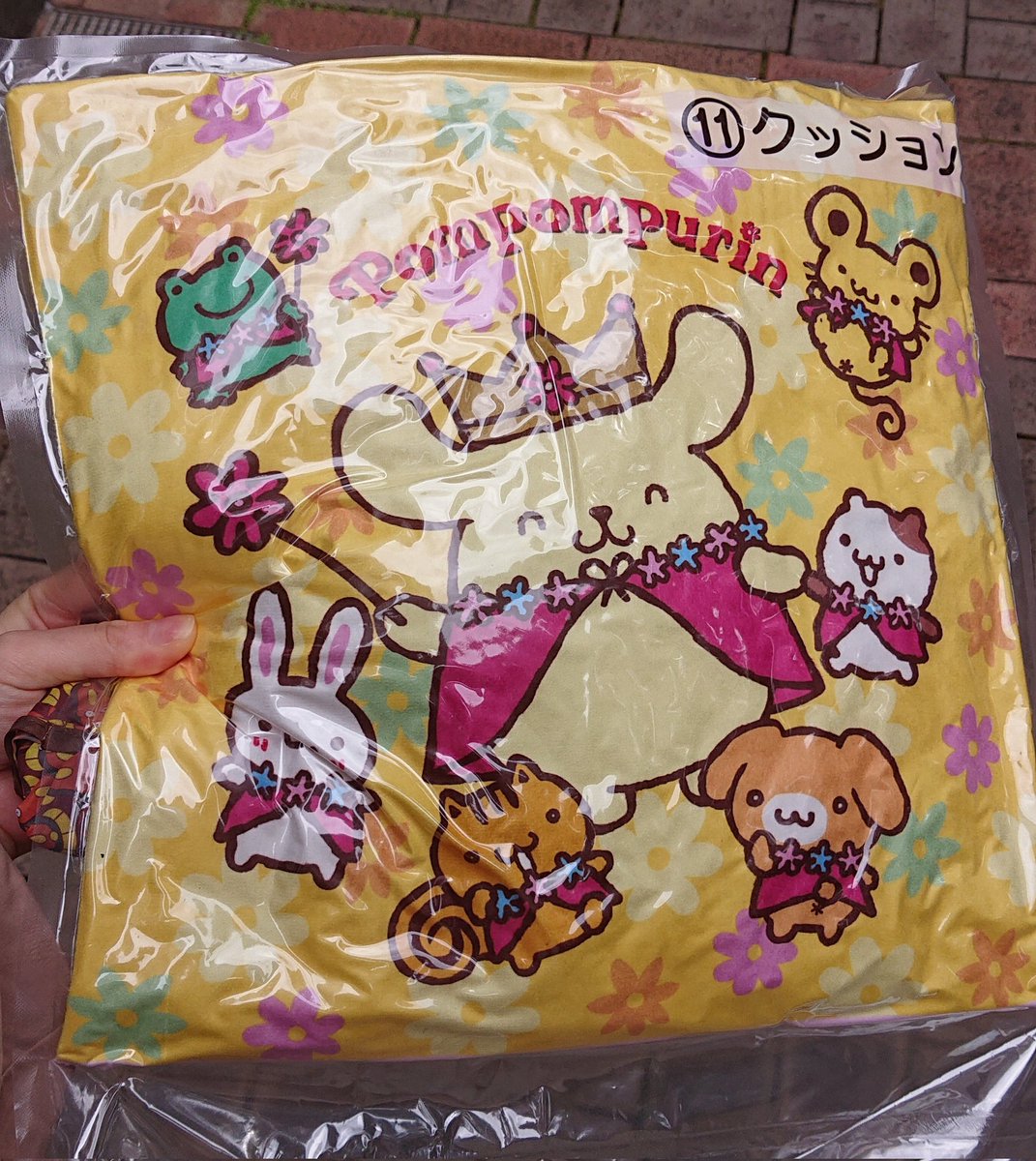 32_cwnms_7's tweet photo. 朝からおもちゃばっか買ってしまった https://t.co/e0eZWWoL3j