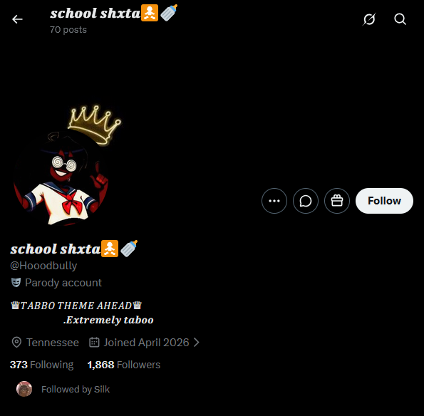 Silky10000's tweet photo. So, I've seen all the allegations and I'm here to explain each of them. Firstly I not once had followed the "hooodbully" account and that screenshot was completely fabricated by luna. She followed me to check my follows and to fabricate the "Followed By Silk" (🧵) https://t.co/GD7jeGcDlm