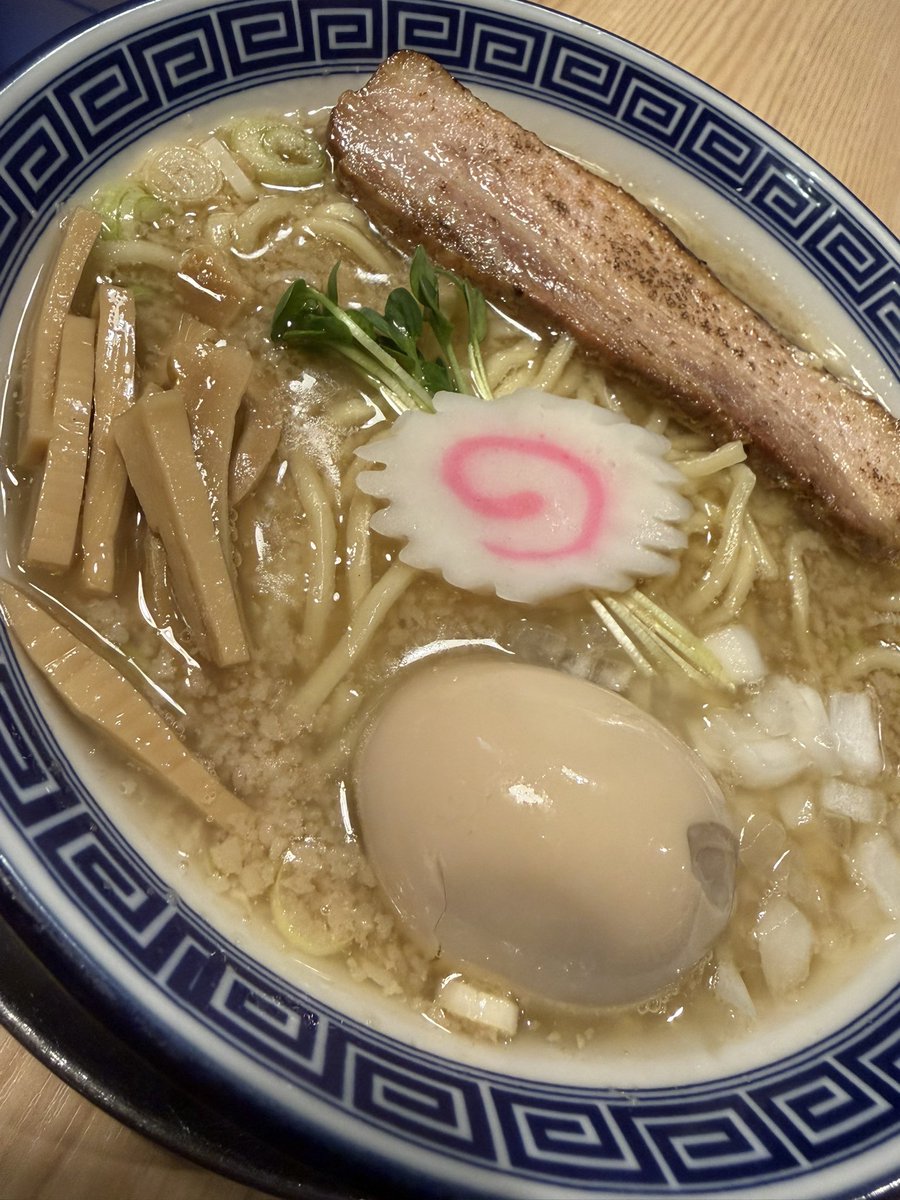 ramen_seishin's tweet photo. おはようございます😃
6/5(金)通常営業
11:00-16:00LO

✅昆布水つけ麺裏メニュー
・相盛り（口頭注文）
・細麺変更（口頭注文）
・大盛り（＋150gと昆布水増し、現金300円）
・スープW（現金300円）
※券売機に上記の説明やボタンはありませんので、ご了承下さい。

夏はとにかく昆布水つけ麺オススメです♪
本日も1日よろしくお願いします！

6/6(土)限定営業
〝冷やし豆乳担々麺〟
〝豚キムチ丼〟
〝冷やしシビカラ和え玉〟
予定🔥🧊🗓️

煮干そば流。@十条
久しぶりに🐟✨
ご馳走様でした！！