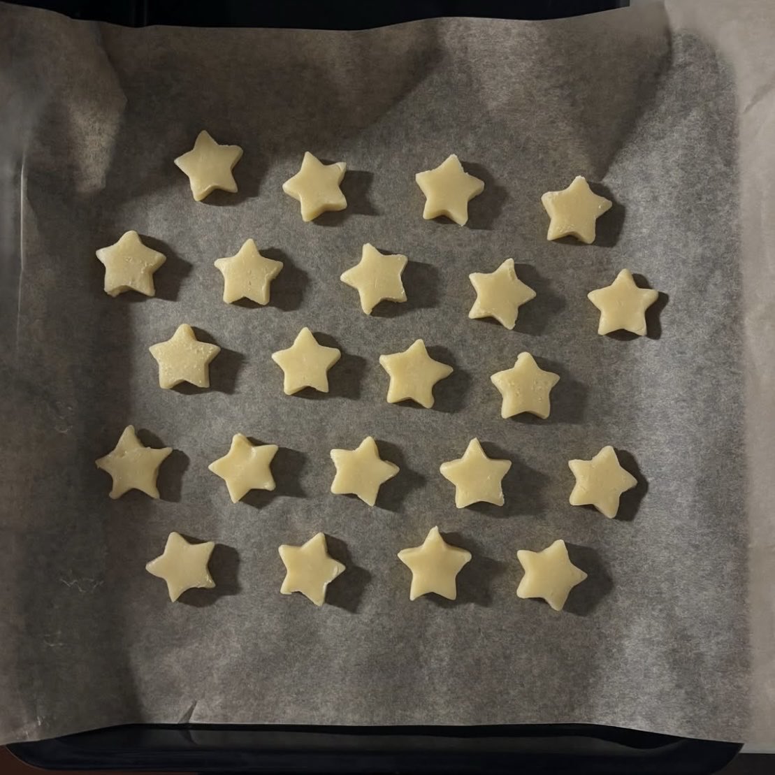 petalesblancs's tweet photo. star cookies https://t.co/BWLJx8xnSy