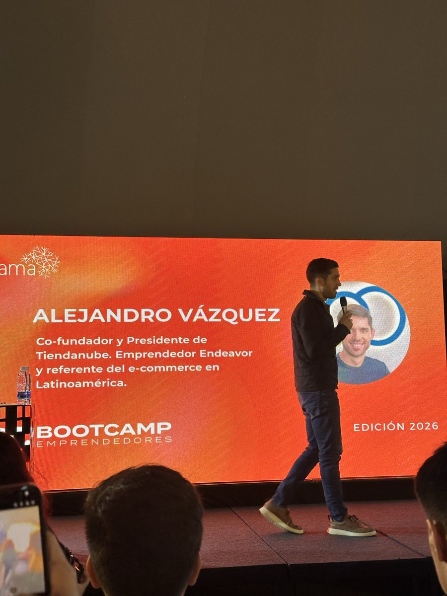 LucaSaboredo313's tweet photo. Gracias a TRAMA por la organización de este increíble Bootcamp. Fueron 3 días intensos de aprendizaje, equipo y networking.

Pude escuchar a referentes como el ex CEO de Google Argentina y cofundadores de Tiendanube, Despegar y Humand.

Me llevo aprendizajes y grandes conexiones. https://t.co/PtyDwuWhKw