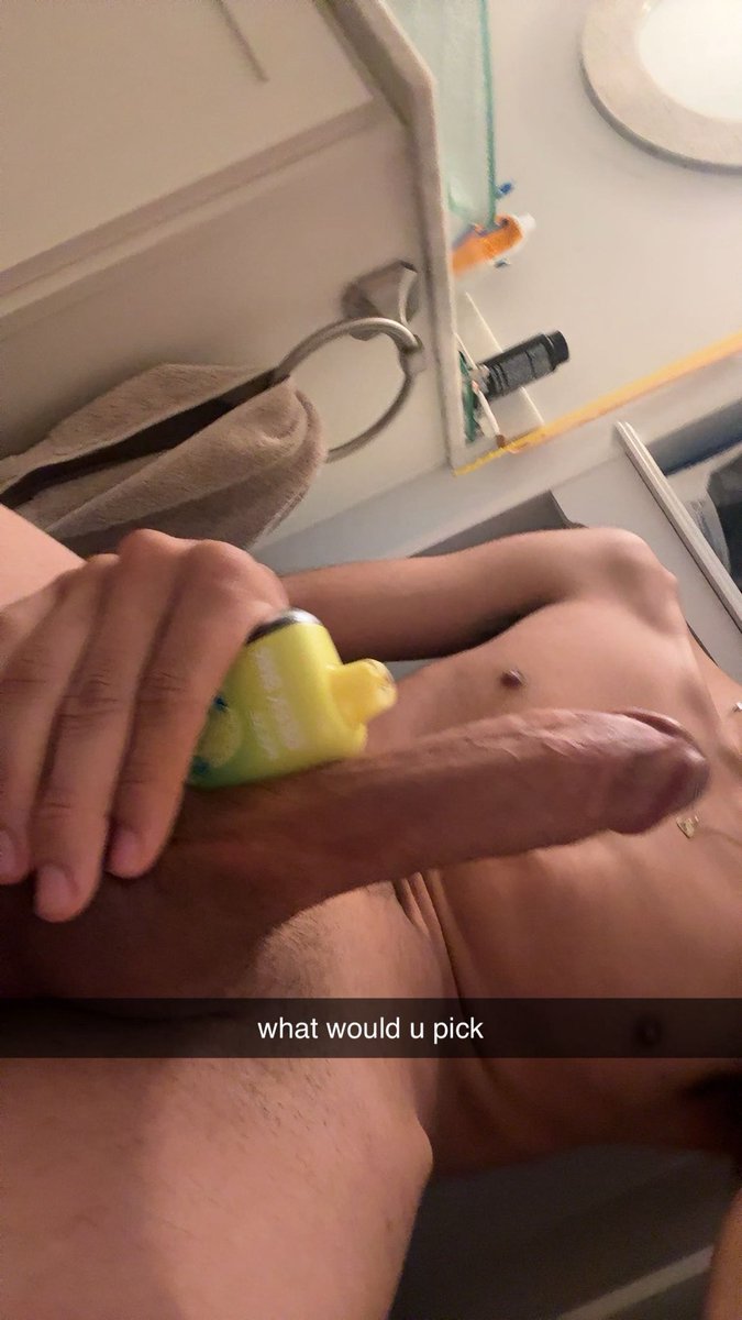bobby144669's tweet photo. who’s dominating hmu i’ll be your slave #femdom #buyingcontent #nsfw https://t.co/YMH5WPgUVm