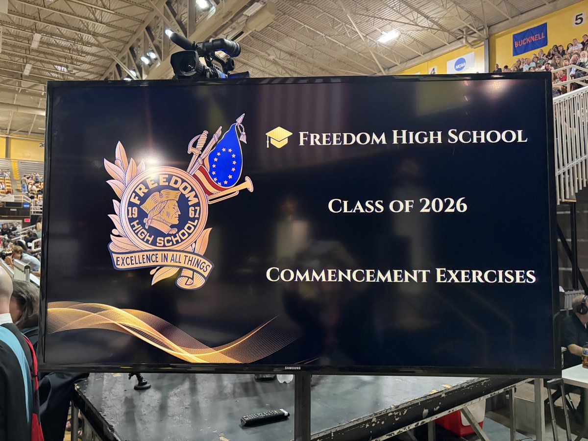 BethlehemAreaSD's tweet photo. @FreedomHSPates - FHS graduation getting underway 🖤💛 #BASDproud https://t.co/TCJ4QX26v4