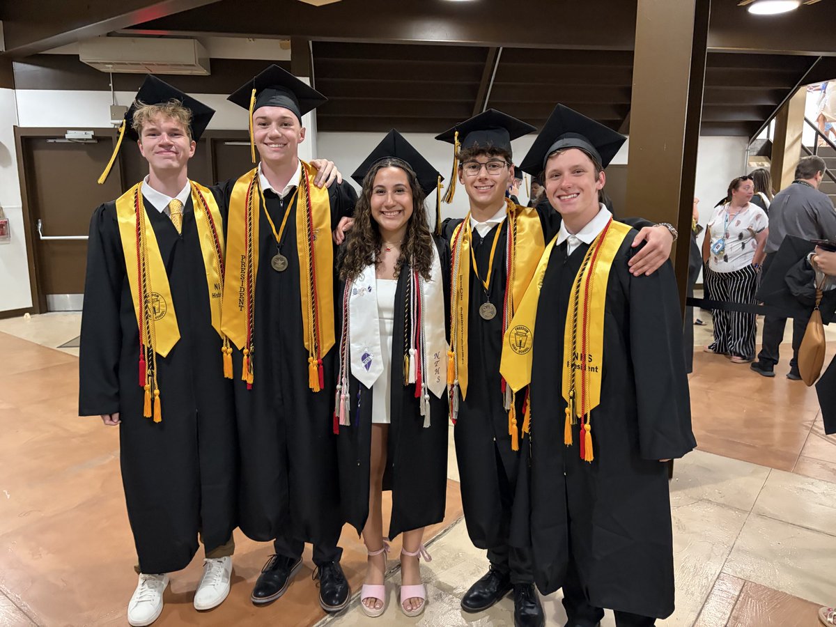 BethlehemAreaSD's tweet photo. @FreedomHSPates - FHS graduation getting underway 🖤💛 #BASDproud https://t.co/TCJ4QX26v4