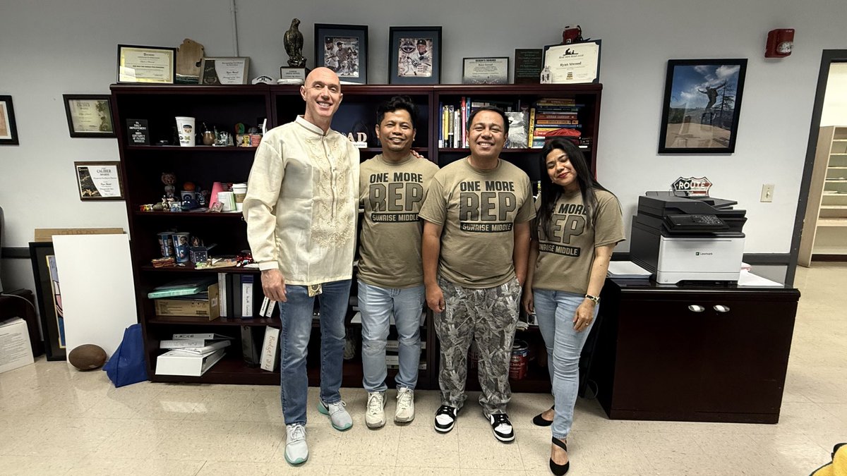 Ms_Everything09's tweet photo. Today, we say goodbye to our boss, Sir Ryan Atwood…who trusted us for four years to be part of his teaching team…Thank you for everything... We will truly miss you! 💙🙏…We gifted him a traditional Philippine national attire—the Barong Tagalog. 🇵🇭 https://t.co/YnkVmXG465