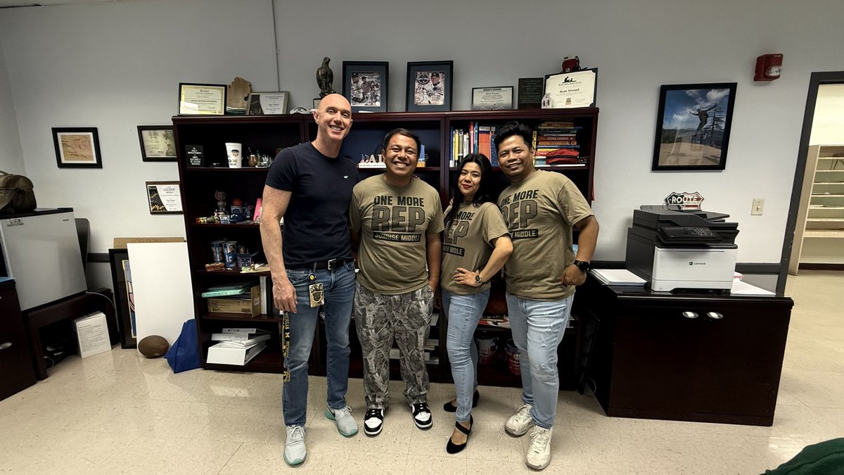 Ms_Everything09's tweet photo. Today, we say goodbye to our boss, Sir Ryan Atwood…who trusted us for four years to be part of his teaching team…Thank you for everything... We will truly miss you! 💙🙏…We gifted him a traditional Philippine national attire—the Barong Tagalog. 🇵🇭 https://t.co/YnkVmXG465