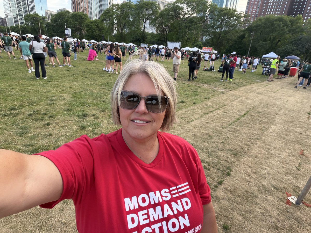 KRamos25's tweet photo. #raceagainstgunviolence https://t.co/UXx7xKiXQU