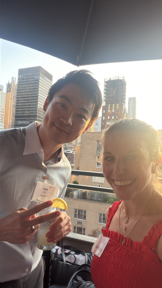 themuroff's tweet photo. Top of the Block before #ETHConf 🌆 Great views, great people — thanks @get_optimum @1kxnetwork @BlockdaemonHQ @BitMNR @Auros_global for the rooftop. https://t.co/SDdKsnYW26