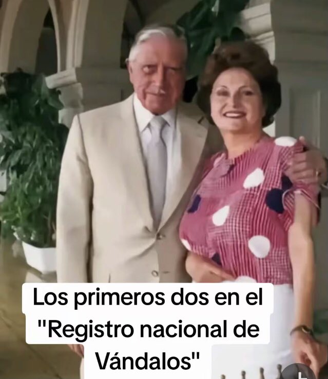 flaka_fennix's tweet photo. Para los de allá ——> https://t.co/1tWXh5ftnC