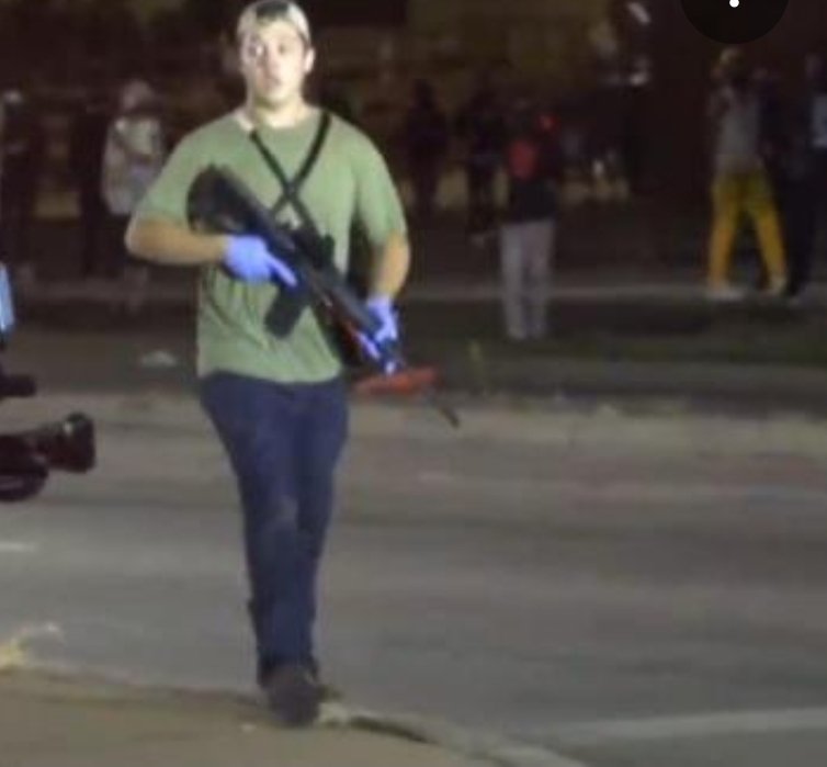 ReallywhatFour's tweet photo. @BillsMafia5150 @bAnthonYsr Can I ask you a Question?
WHY is it:
KYLE RITTENHOUSE strolls into a crowd with an AR..Taunting Unarmed folks..when asked to leave he GUNS down 3 innocent men..&amp; Pekkkawuds said:
"Self defense" 

But ...Karmelo was accosted and defended Himself ..but y'all screaming "Murder"? https://t.co/JleGKc7WAU