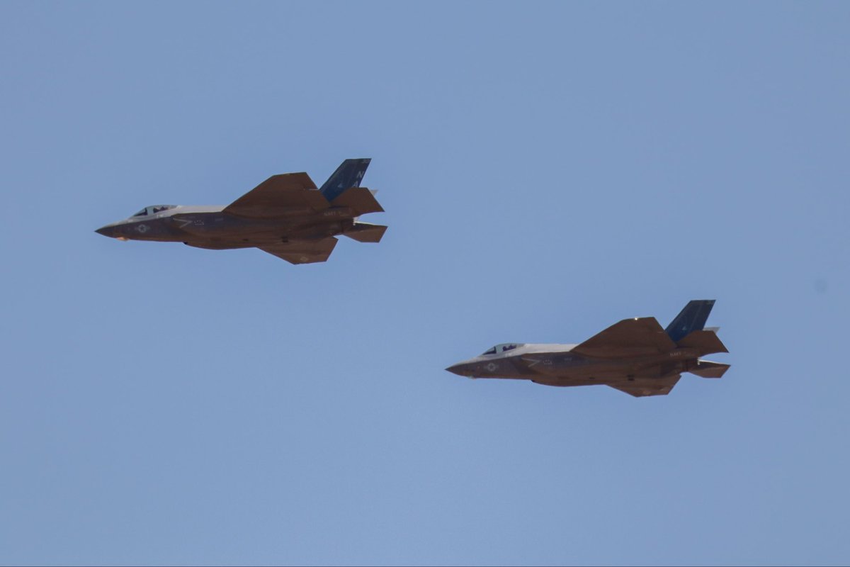 SFJET147's tweet photo. Talon21 2x Navy F-35C’s
VFA-115 Eagles 🦅 https://t.co/mkPcP9KsgE
