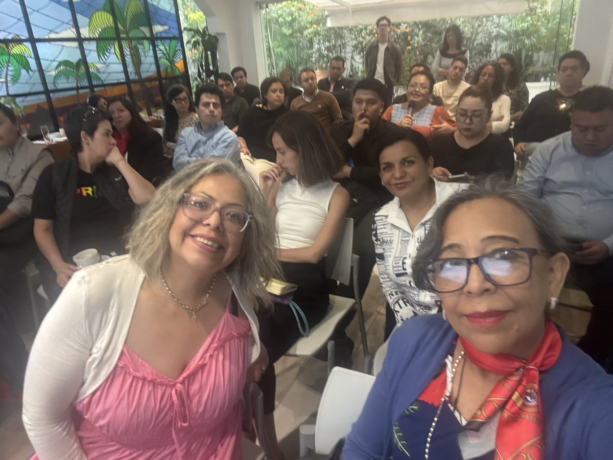 ampatyher's tweet photo. @DiegoMotauy excelente la presentación de libro Inteligencia Artificial y Comunicación Política en la @FESMEX  @angel_pazrom “habrá que estar a la altura “ Mujica. @Ines_GONI @ErikaFdzM @SergioJoseGtz @Alberto_Rubio @rosacris @CesarSilerio @LauraReyna @clarisarico @Aragarciarico https://t.co/hJnjqR4qwt