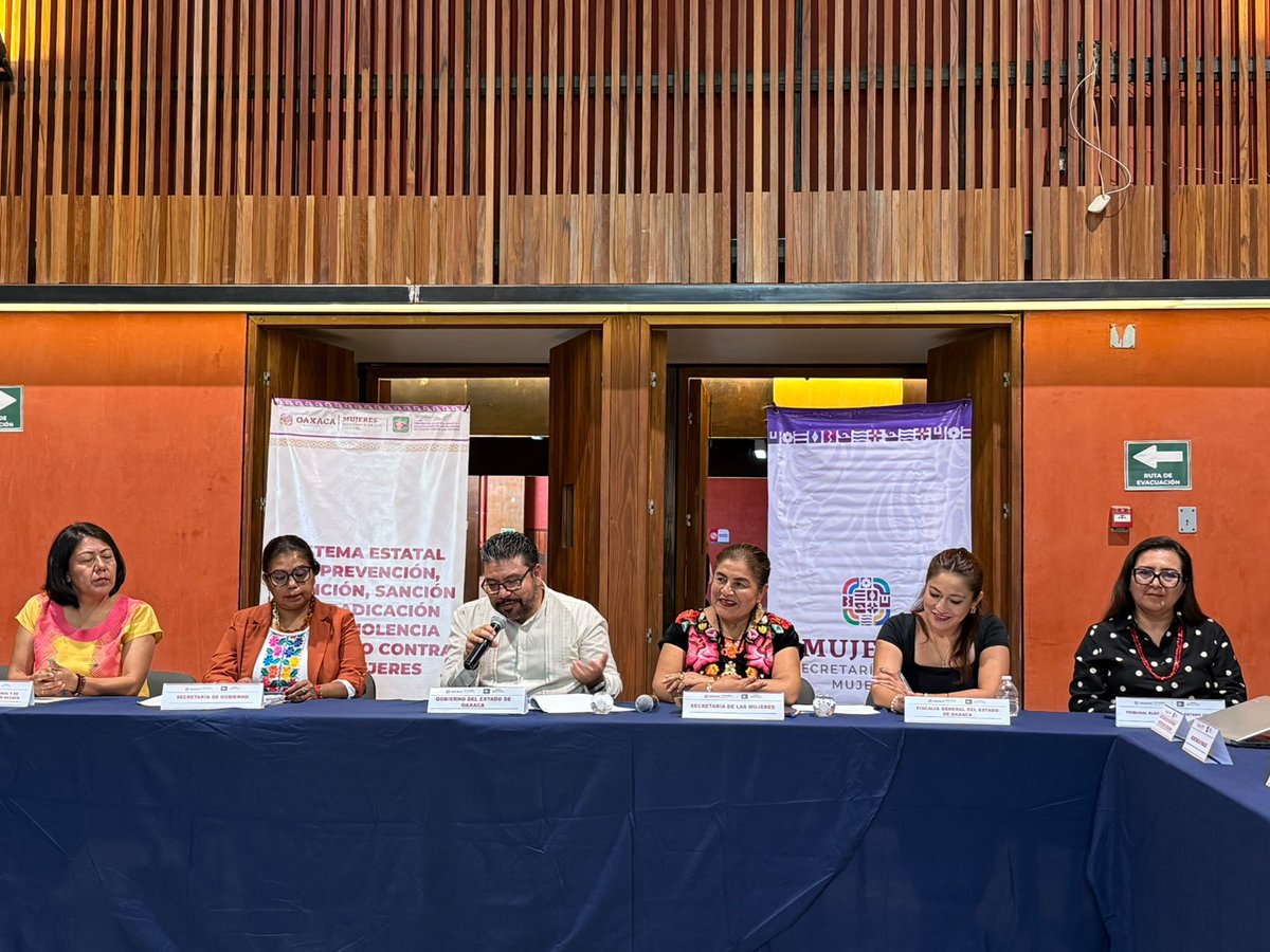 TEEOax's tweet photo. La Magistrada Presidenta del #TEEO Sandra Perez Cruz, asistió a la Primera Sesión Ordinaria 2026 del Sistema Estatal de Prevención, Atención, Sanción y Erradicación de la Violencia de Género contra las Mujeres, convocada por la @SM_GobOax a través de su titular @RogeliaGLuis. https://t.co/xgGc58BR5o