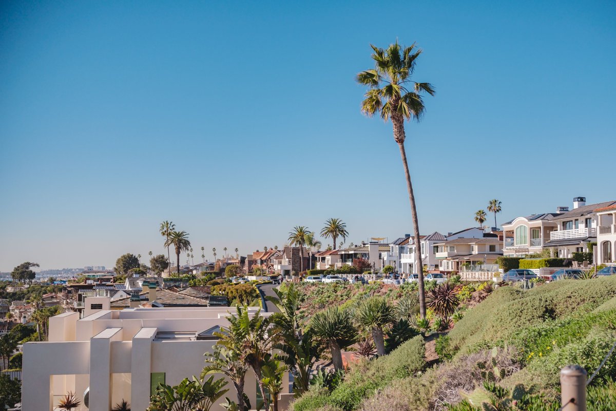NovelRealtor's tweet photo. "How’s the market?" In the South Bay, it’s a tale of two exciting speeds! From the fast-paced buzz in Torrance to strategic new leverage for buyers in Palos Verdes, find out where the opportunities are right now: https://t.co/NC1RbOMMYK 🏠#MorgenRE #SouthBay #LAHousing https://t.co/BobQfFh7se