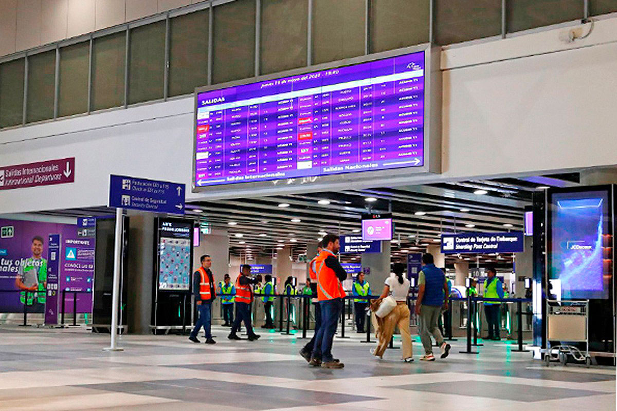 Turiweb1's tweet photo. 🌐 Gremio de Turismo de la CCL expresa preocupación por permanencia de TUUA de transferencia internacional.

👉 Más información en esta nota: https://t.co/CEamGjVfDF https://t.co/CwjjF4xO1O