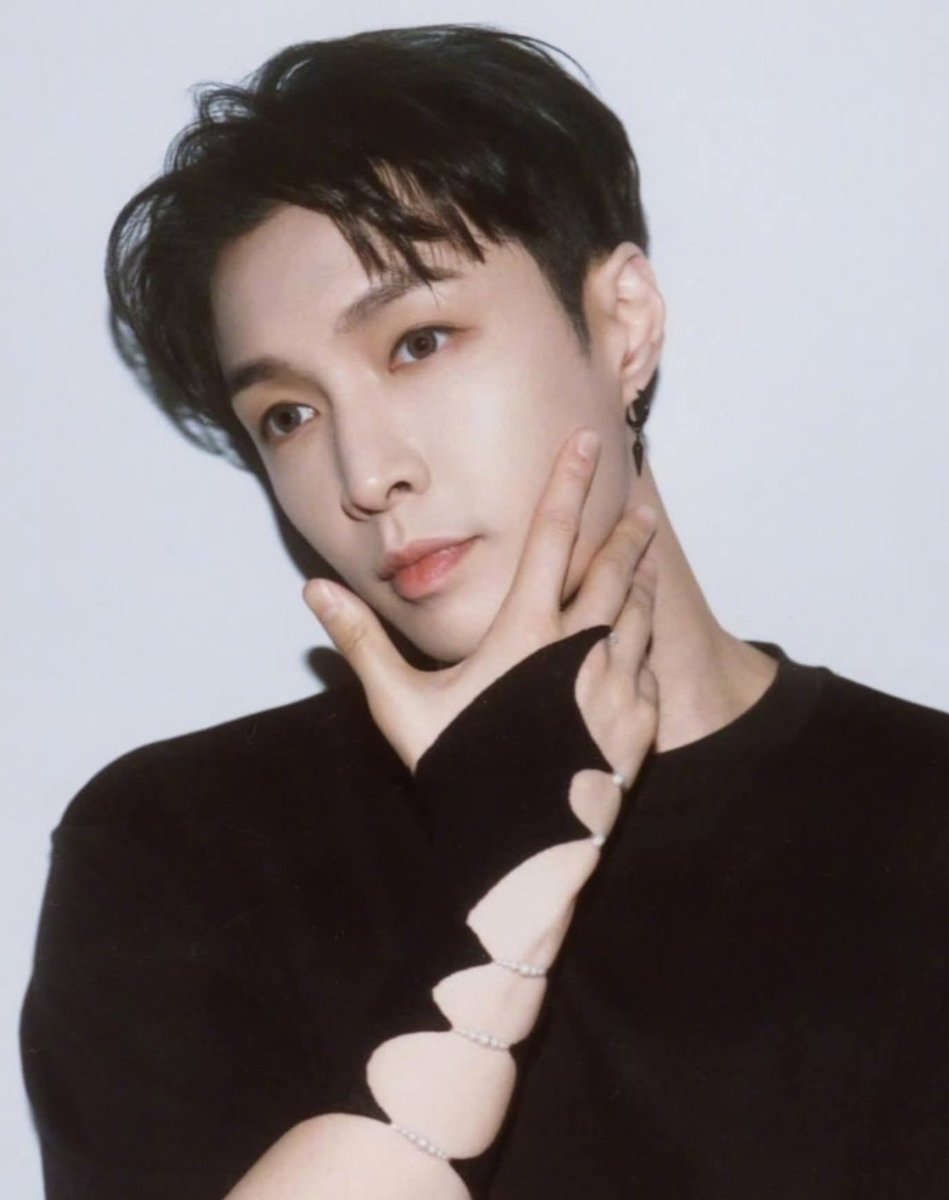 ranxback's tweet photo. I love these pics sm https://t.co/BLSPqn4mLX