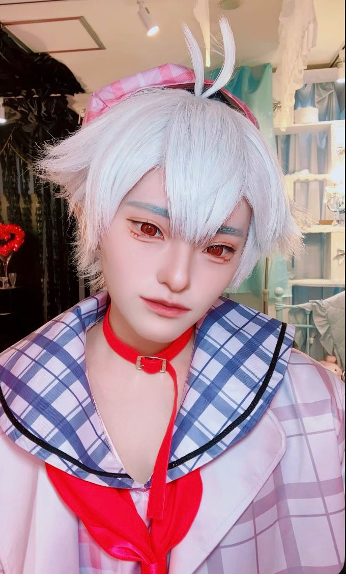 bae_cos2's tweet photo. おはよ〜う☀️
 #にじさんじコスプレ https://t.co/pF9gUeV27q