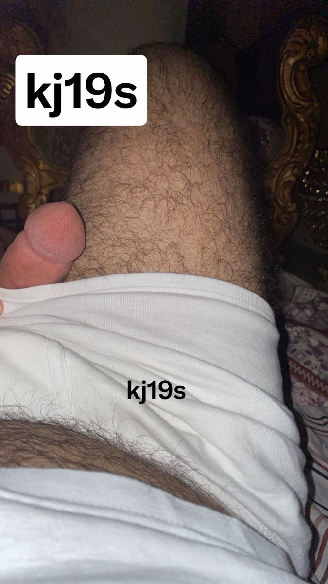 Kj19s's tweet photo. اخر الخميس https://t.co/j2YXzAiyKX