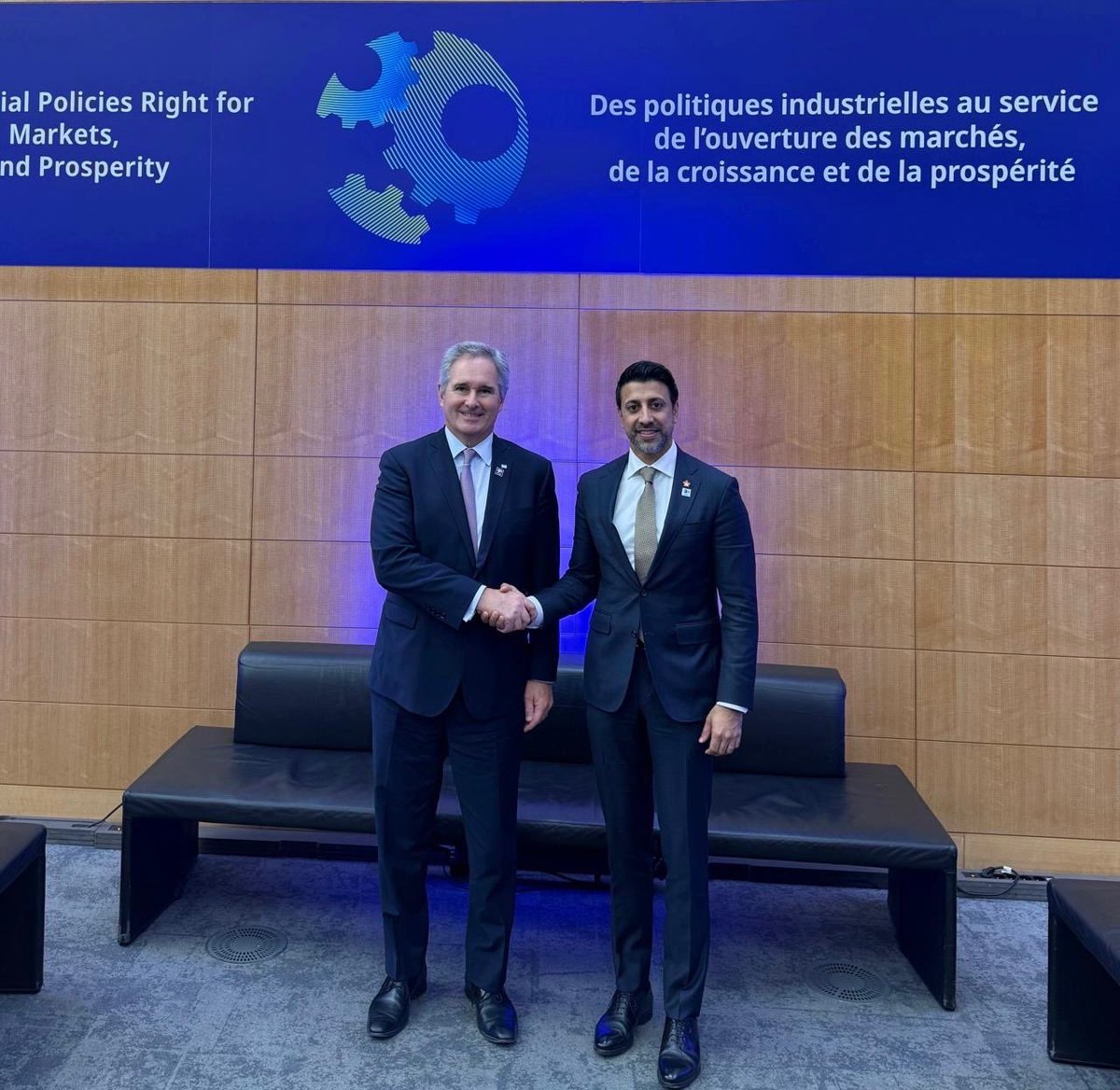 MSidhuLiberal's tweet photo. A positive discussion with Argentina’s Minister of International Trade, Pablo Quirno.

We took stock of the Canada–MERCOSUR negotiations, an agreement with the potential to open significant new markets and create opportunities for businesses on both sides.

We also explored opportunities through the CPTPP and discussed ways to build on our strong bilateral trade and investment relationship. 🇨🇦🇦🇷
