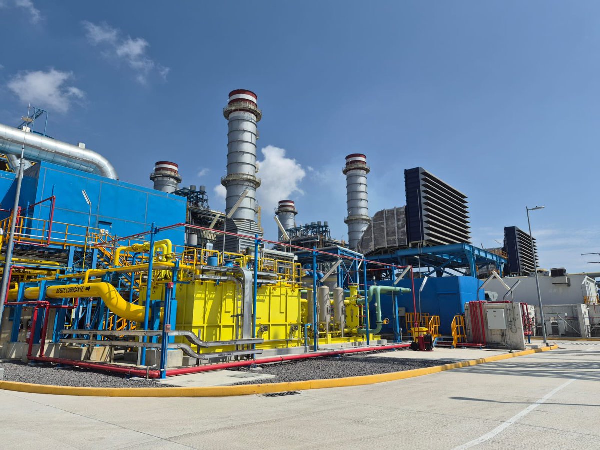CONUEE_mx's tweet photo. La Conuee realizó del 2 al 4 de junio la revisión técnica de la central Ciclo Combinado Salamanca de la @CFEmx, con el propósito de fortalecer las actividades del Programa de #eficienciaenergética y #SGEn de la empresa pública del Estado. Esta central tiene tecnología de operación que maneja altas eficiencias.