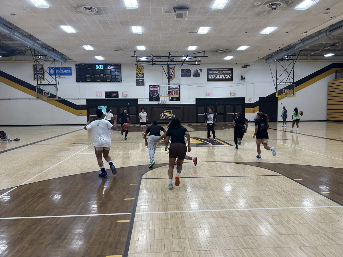 Dwinters_Coach's tweet photo. The secret… Lady Arcs vs D1 college players in open gym throughout the summer! See y’all soon! https://t.co/wROJOL0wcn