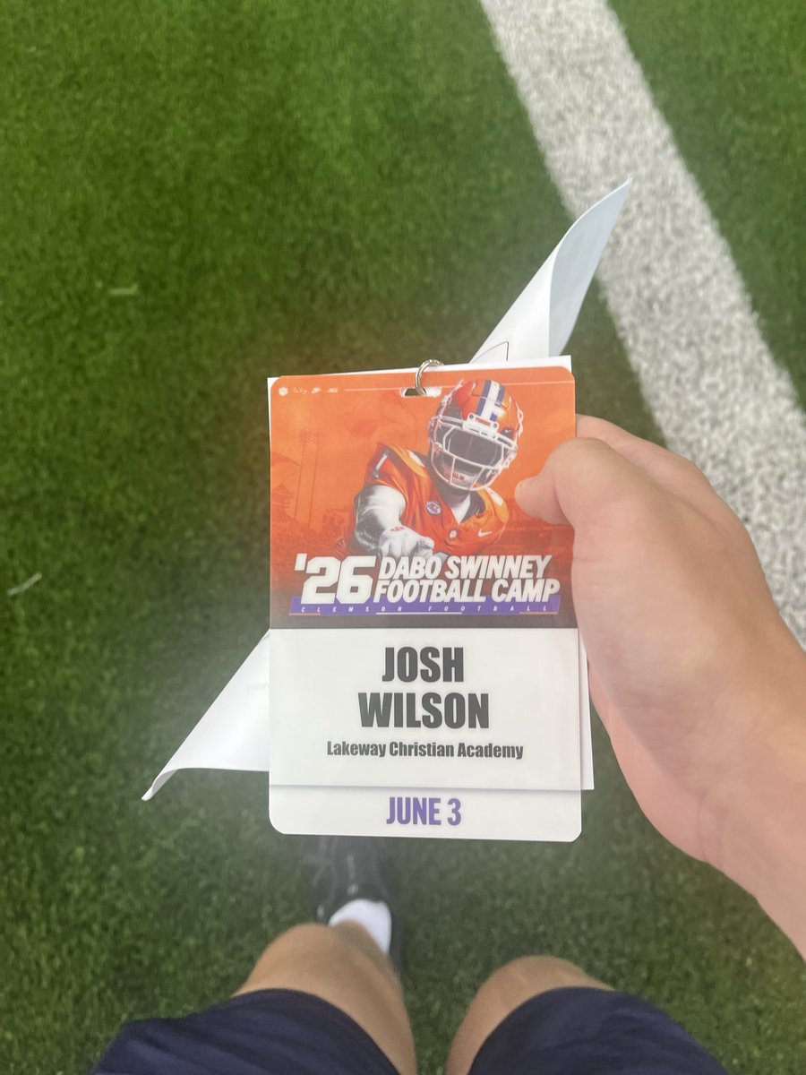 JoshWilson1743's tweet photo. Had an awesome day at @ClemsonFB camp yesterday, loved the coaching staff’s hospitality and the facilities and overall environment were amazing! really enjoyed getting to learn from the current punters and kickers.
special thanks to Coach Lemay for showing me around!
#classof2029 
@LCACoachSellers 
@CoachAG_53 
@LCALions_sports 
@CSmithScout 
@R_Allen86