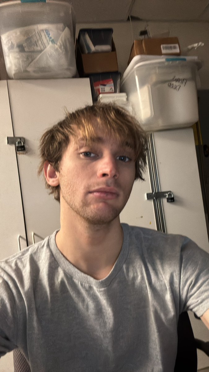 splix45's tweet photo. Should I Keep My Hair Long or should I go for another visit to the GTA barber? https://t.co/CbZrGw8BIk