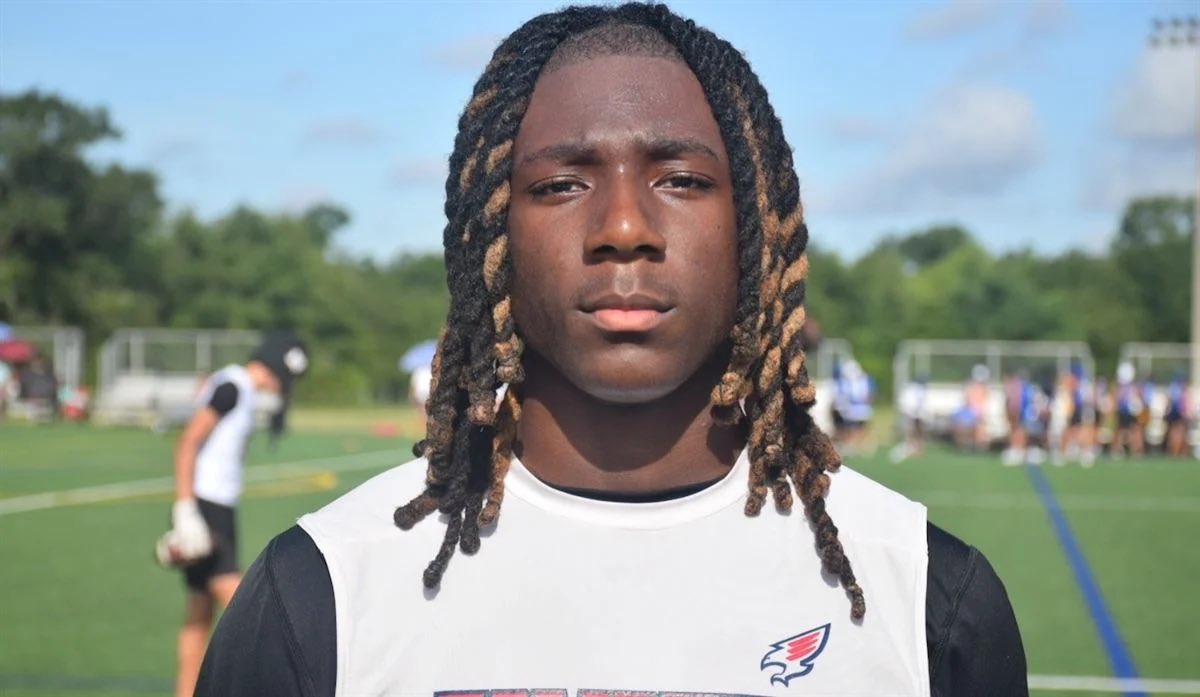 MikeRoach247's tweet photo. BREAKING: Michigan lands a commitment from Top247 Katy (Texas) Tompkins CB Blake Jenkins, who committed live on @247recruiting 

Why the Wolverines won out and what they are getting in their newest commit: https://t.co/RolYLoNZVu https://t.co/PjQmmvhkuh