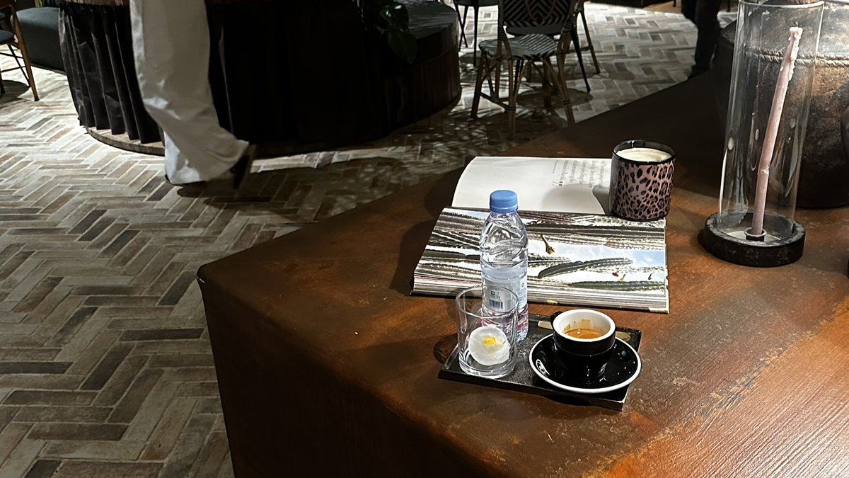 liioe70's tweet photo. يوم الخميس❣️✨ https://t.co/ybsB5OoFnO