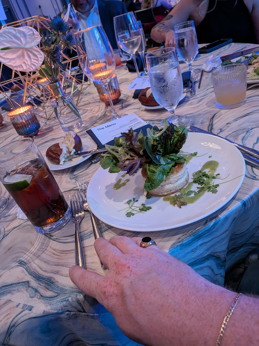 RustyXrp's tweet photo. Which FORK do I use??! Serious question ⁉️ https://t.co/A2jXVic5KI