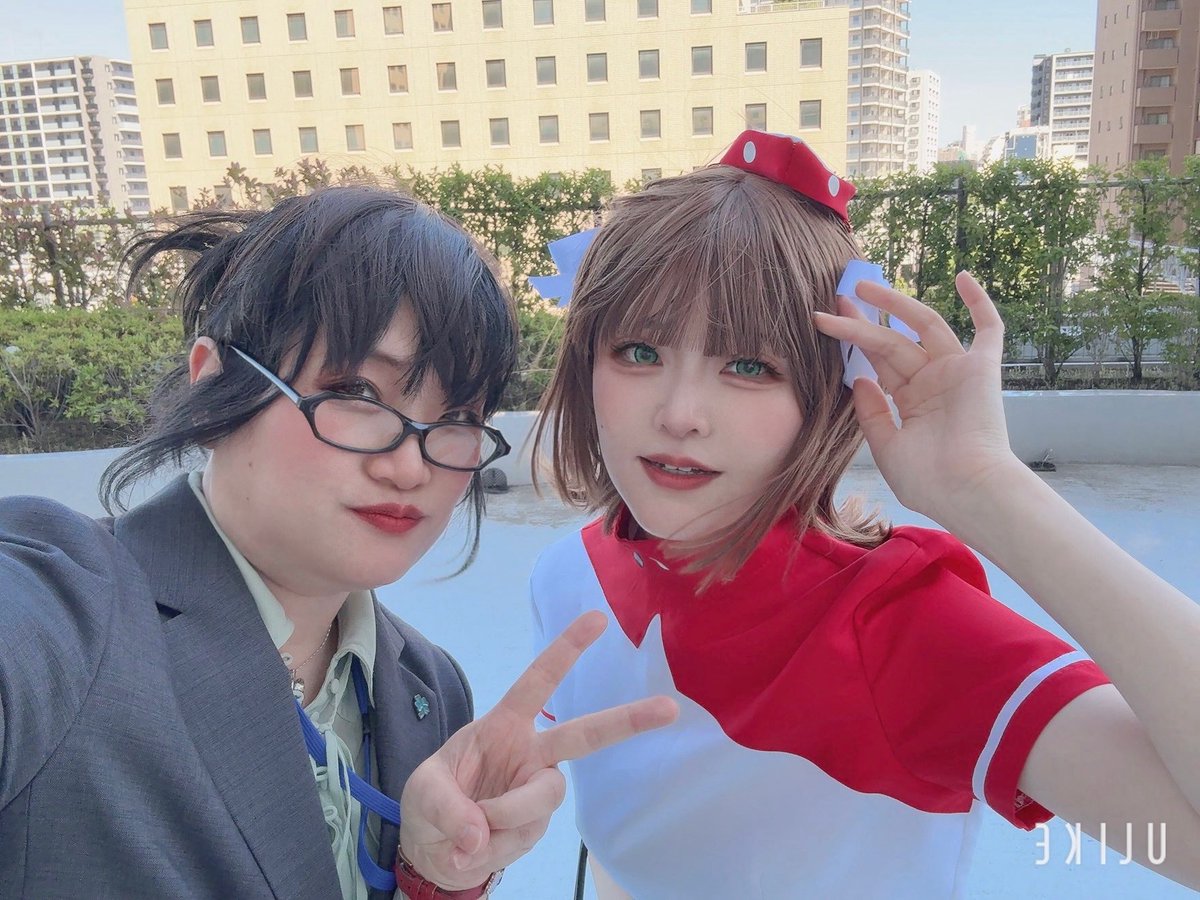 Quisty's tweet photo. ぽみさん(@pmpm_cos )のアイドル力の高い春香さんとお写真撮らせていただきましたの!
アップしてるお写真も素敵✨
#マスパ #masterparty #アイドル仮装中 https://t.co/FZztn7M6oP