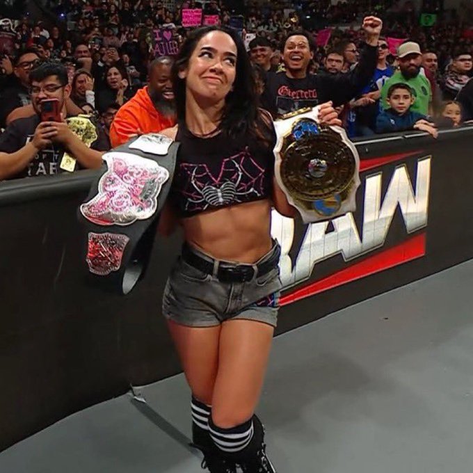 BELLAARMY_PEDRO's tweet photo. @NikkiAndBrie @TheAJMendez DIVAS 2015-2026 WITH CHAMPION DIVA❤️❤️❤️🥰🥰🥰
#FEARLESSNIKKI #AJLEE https://t.co/AAwYne7Zvv