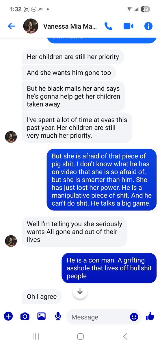 BSunflower77's tweet photo. Sorry not sorry I ha w nothin g for someone who doesn't put their children's best interest first. This guy hasn't changed. He still is a gross individual who has lied to so many out here also. https://t.co/ypmt9ShfdJ