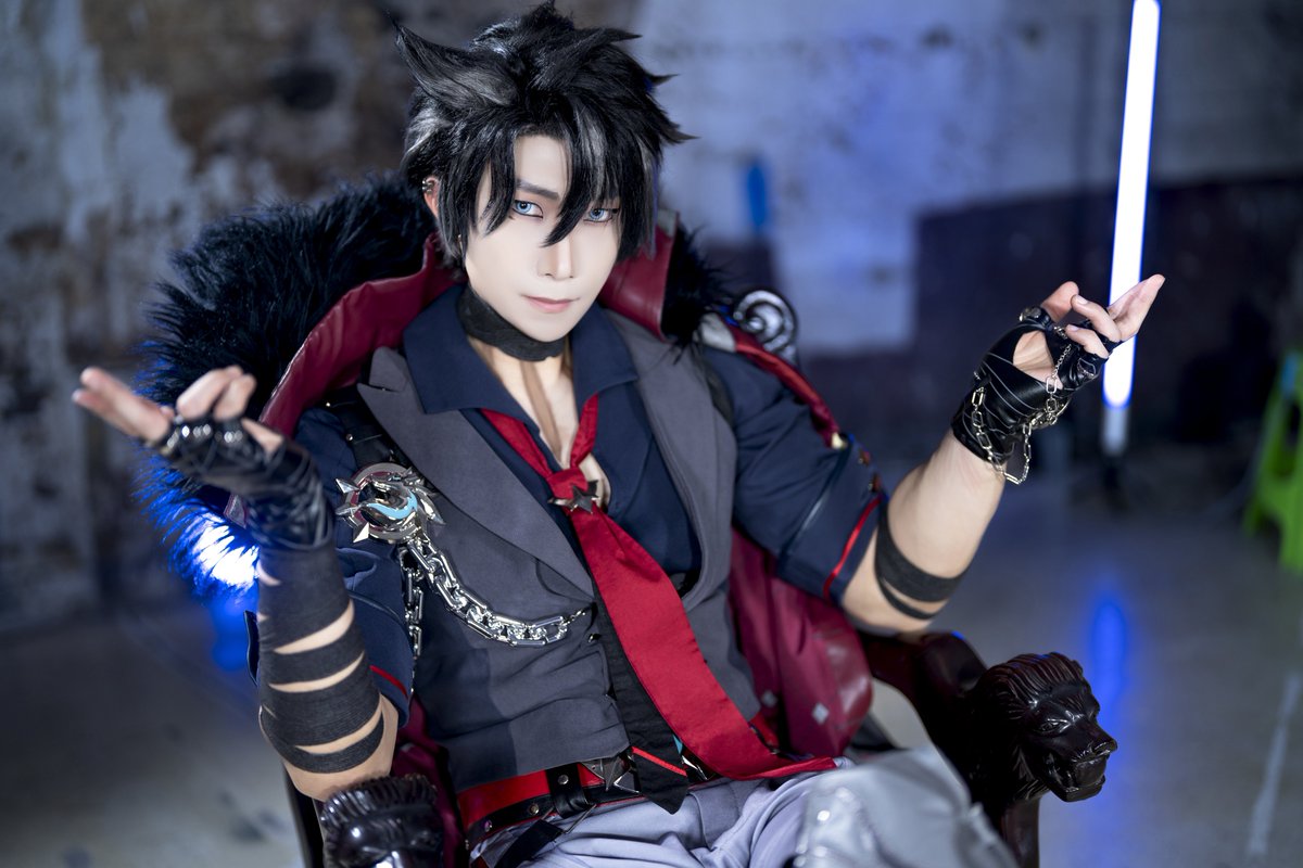 changcheon_cos's tweet photo. 🐺⛓️☕️

#Wriothesley #莱欧斯利 #原神 #cosplay #HoYocreators https://t.co/89PSkF2cEY