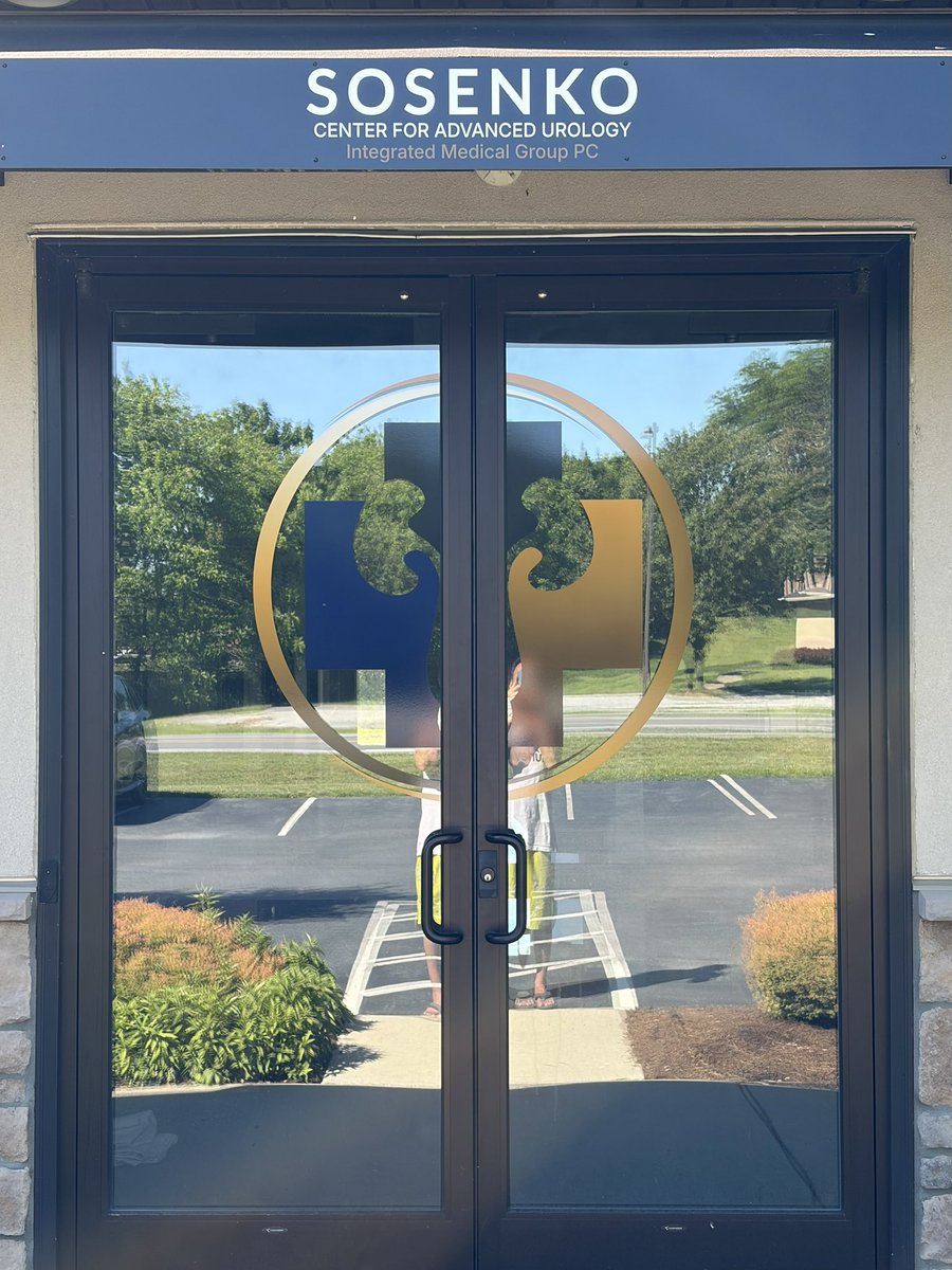 DrDadBuilder's tweet photo. 🚪 The sign is up. 🔥 💥 

The office is ready.

First day in one week almost full.

From a paper sign to this…

Pretty proud of the journey.

No quotas.
No corporate medicine.
Just patients and real care.

Let’s do this.

Sosenko Center for Advanced Urology-imgpc 

#PrivatePractice #Urology #DrDadBuilder #IndependentMedicine 
#PhysicianEntrepreneur