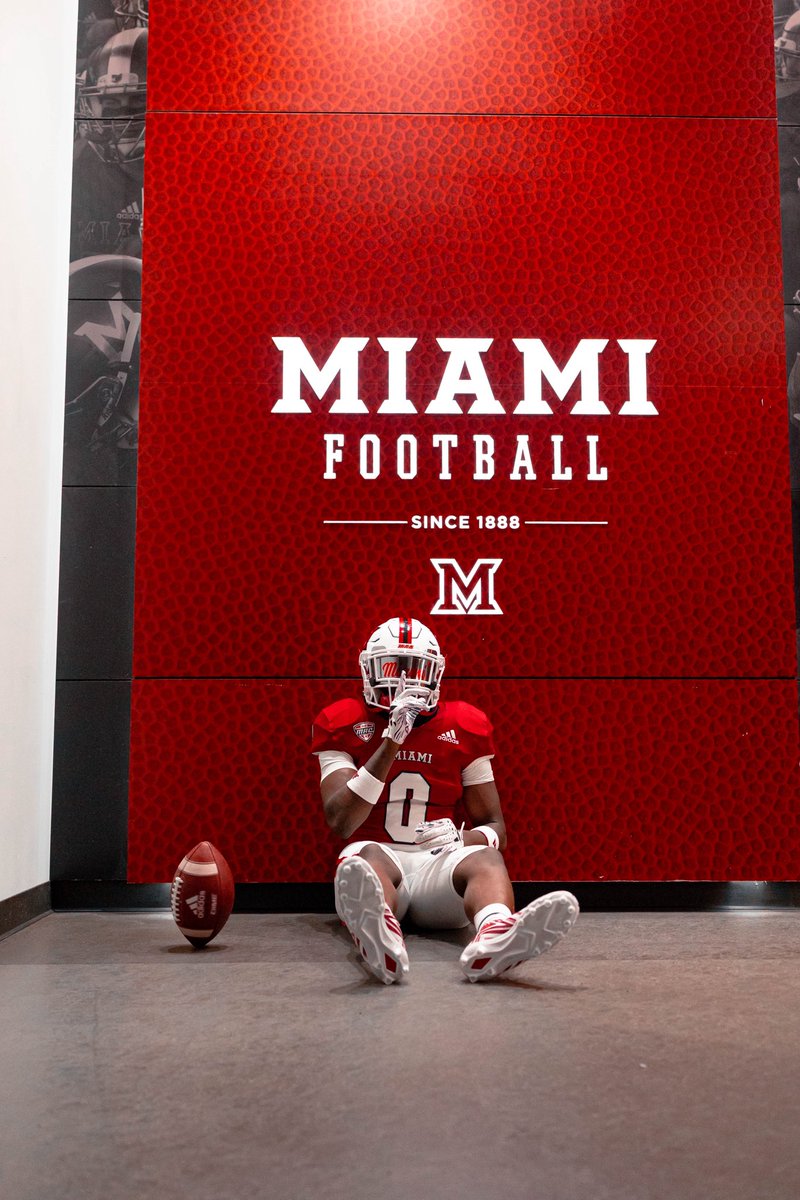 2k_jlo's tweet photo. #officialvisit #committed https://t.co/8GmkUJfouq