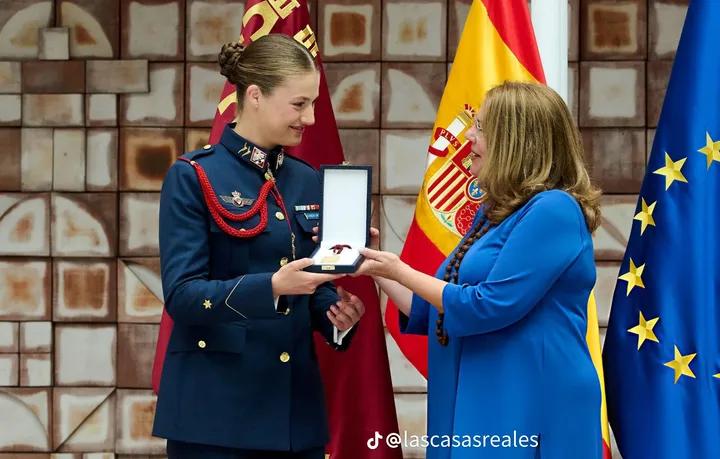 PRINCESS LEONOR FELIPE tweet media