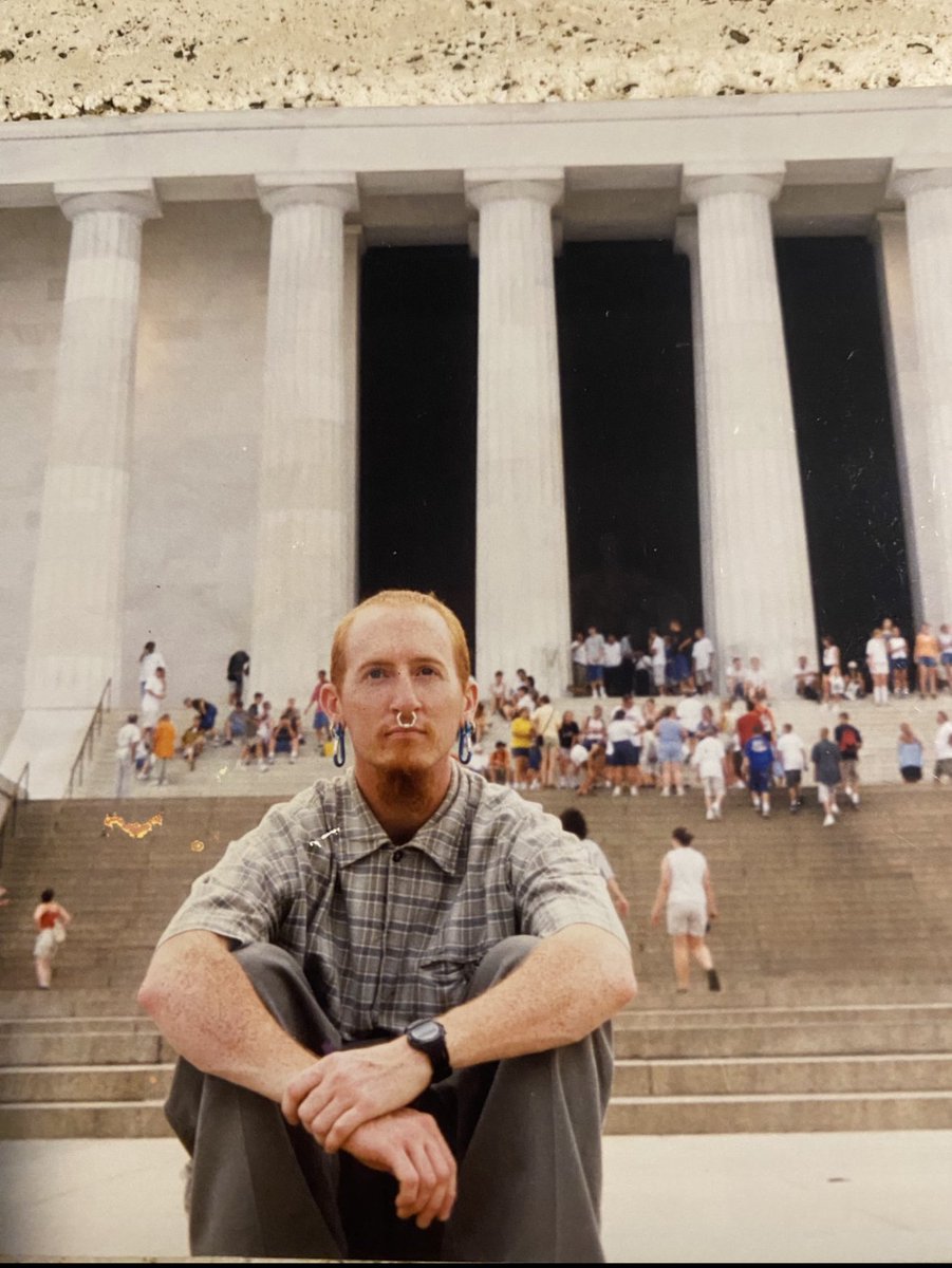 FluffSuit's tweet photo. @soggybrocoli Is this a hipster? This is what I looked like when I was listening to modest mouse in the mid 90’s https://t.co/4xYqHI41id
