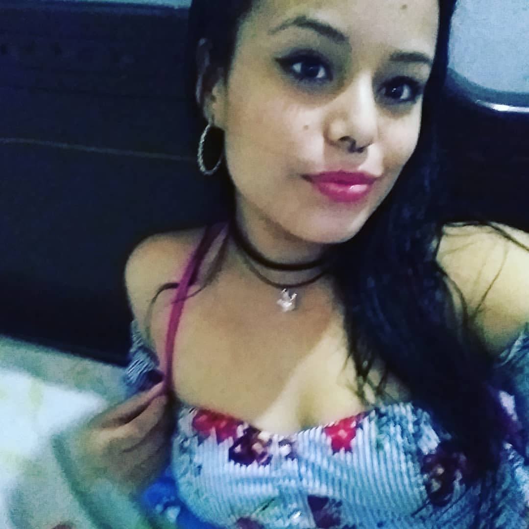 debora65deb's tweet photo. Quiero que sientas mi vida en tu boca 🔥 https://t.co/ZtuvkxyHX3