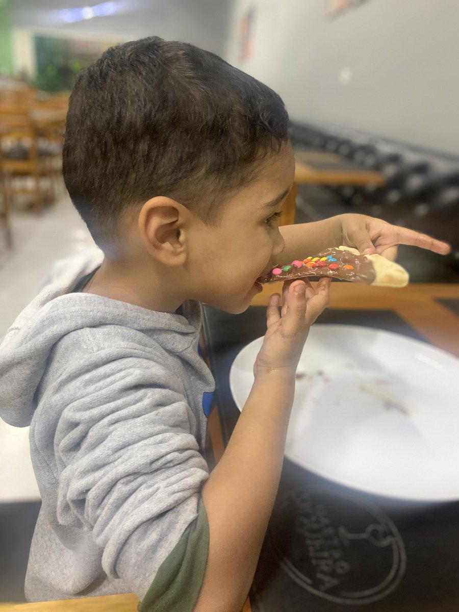 reflorio's tweet photo. Noite de pizza! 🍕❤️ https://t.co/jn7svTOJm6