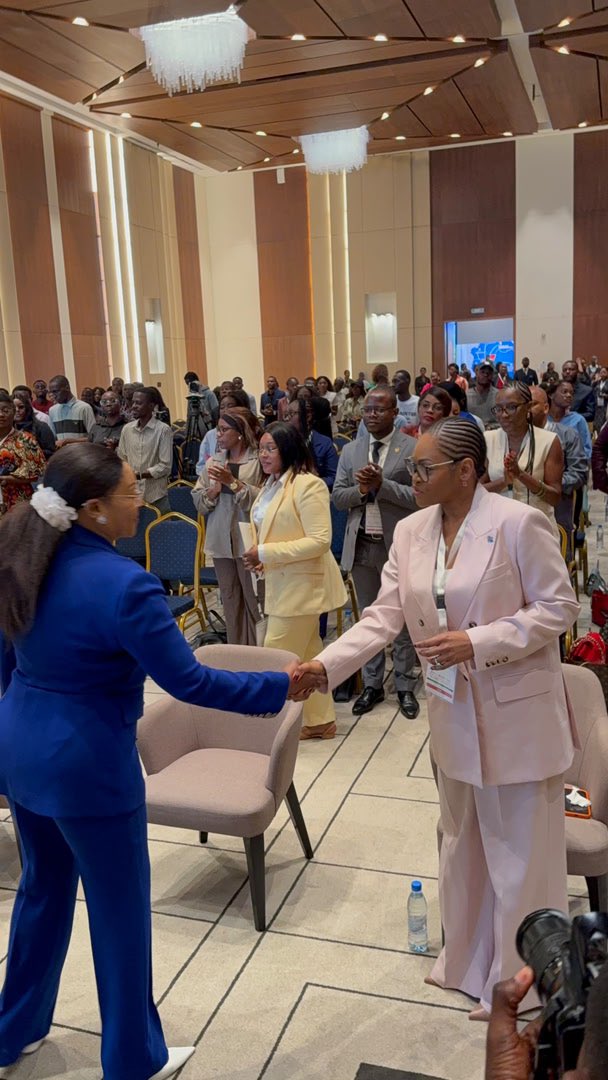 LodOmanga's tweet photo. 04/06/26 Le 4 juin 2026, dans le cadre de #OSIANE2026, j’ai participé à un débat de type Oxford organisé en partenariat avec Women in Tech RDC autour d’un thème qui suscite beaucoup de discussions : « La masculinité positive : mythe ou réalité ? » https://t.co/caMKXdrEEv