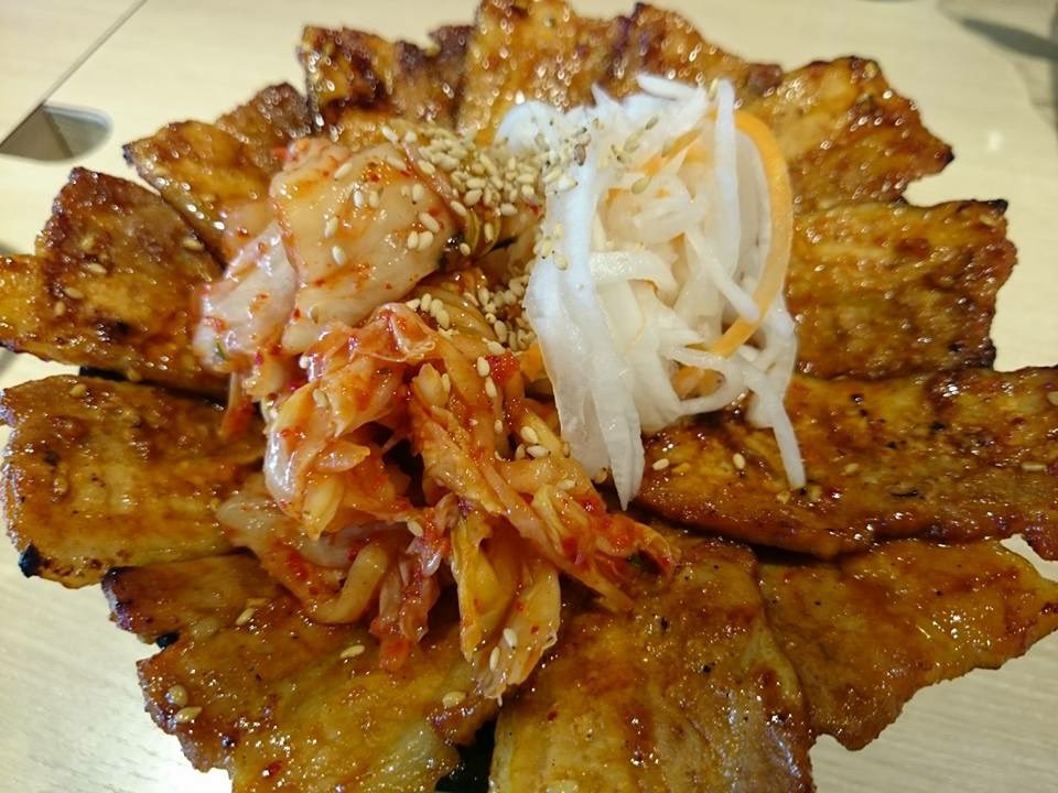 ugw18's tweet photo. 豚丼
復活の為に
アボジが動き出している事は
オフレコでお願いします。 https://t.co/Utwms2ngZD