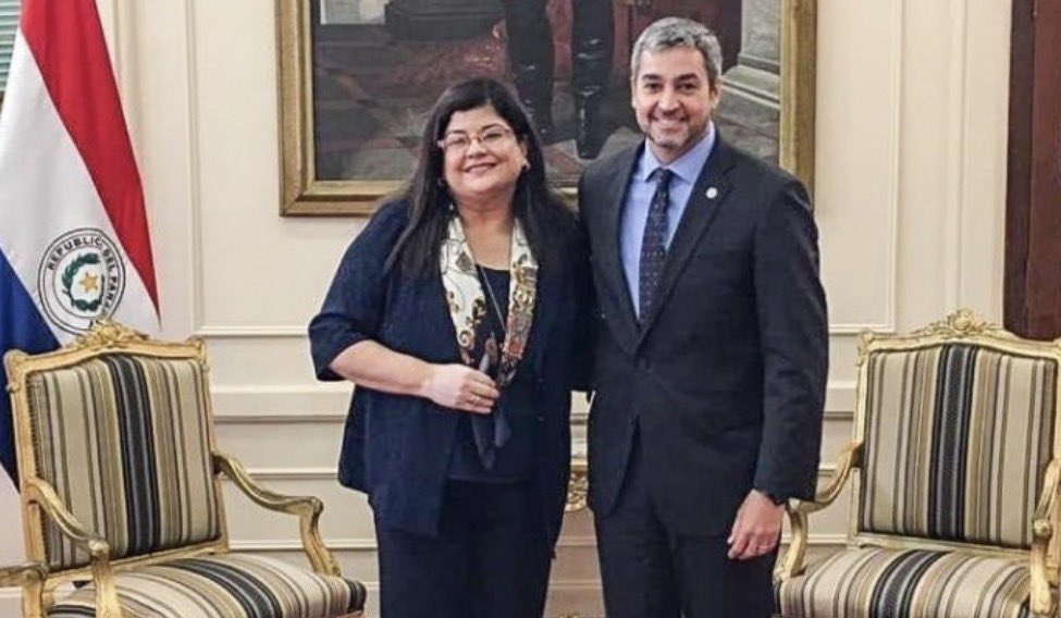 vanev87's tweet photo. Obviamente va responder por quien le puso en la Corte.🙃

Le sacó a @sandramzacarias para ponerle a su muñeco @MiguelPrietoCDE https://t.co/FwI6WJ0087