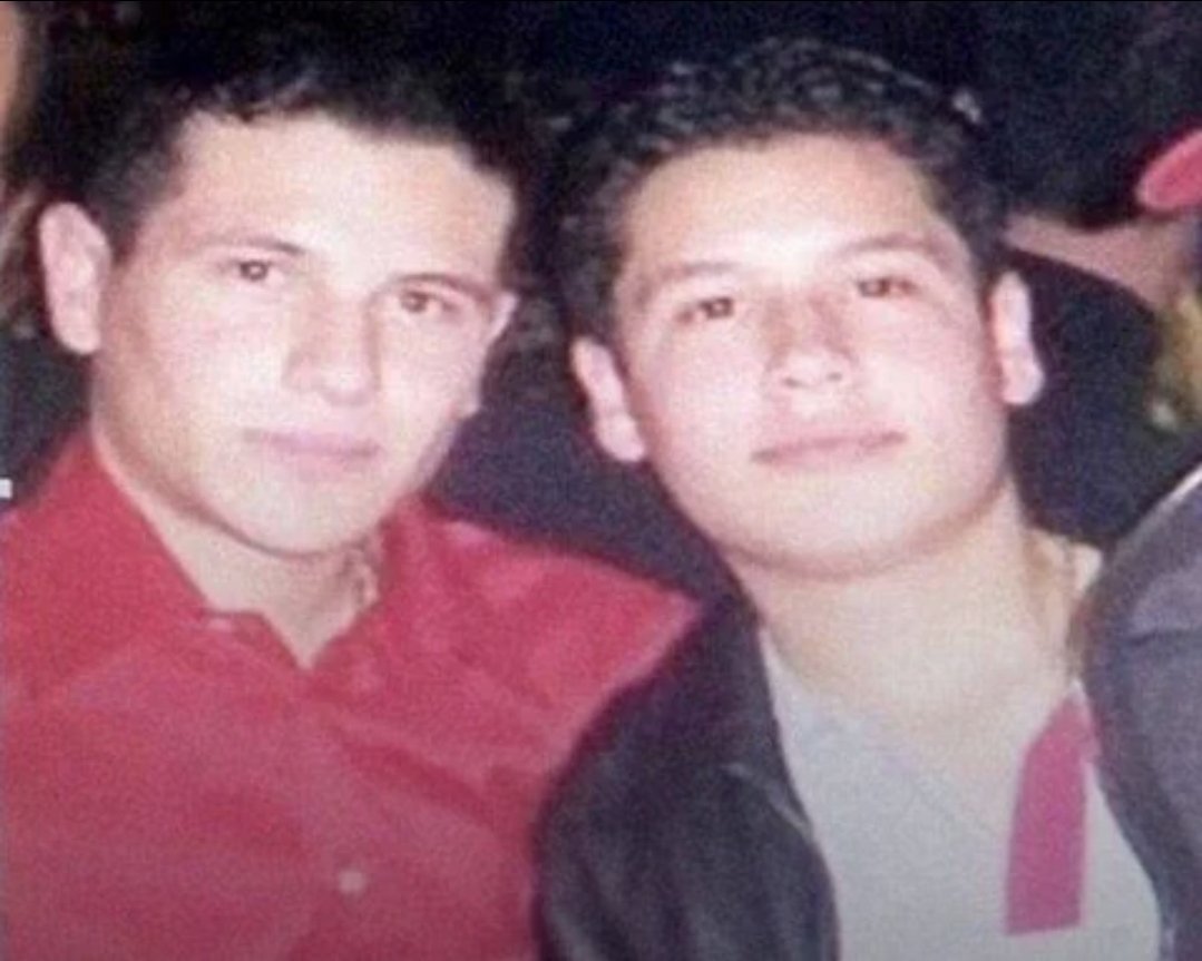 Viral_0nX's tweet photo. Ivan Archivaldo &amp; Alfredo Guzmán. https://t.co/6rZaGoupLX
