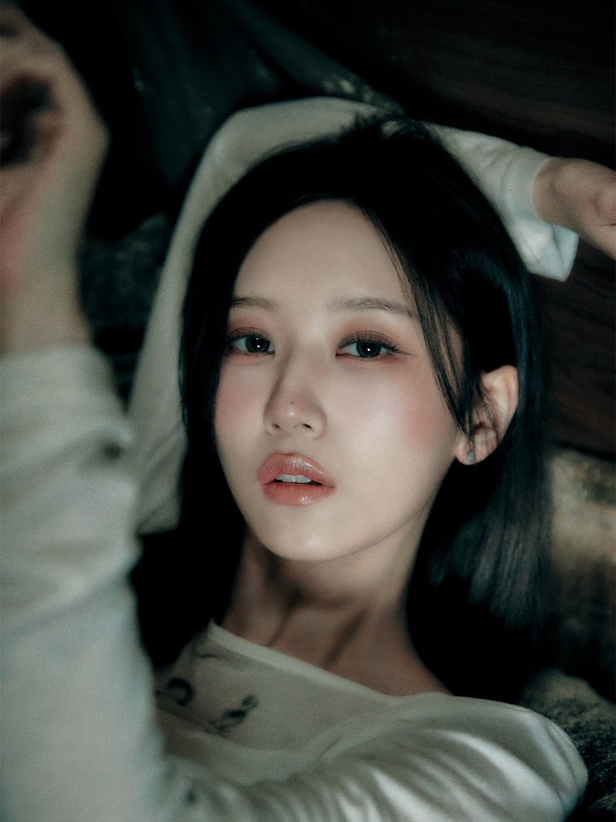 bsh_archive's tweet photo. 260605 seori_abyss 인스타그램 게시물
𝑪𝑶𝑵𝑪𝑬𝑷𝑻 𝑷𝑯𝑶𝑻𝑶 ➁
𝙎𝙚𝙤𝙧𝙞 서리 𝘿𝙞𝙜𝙞𝙩𝙖𝙡 𝙎𝙞𝙣𝙜𝙡𝙚 〖𝐌𝐲 𝐆𝐫𝐚𝐯𝐢𝐭𝐲〗
with 김종완 of NELL
➫ 2026.06.11 6PM (KST)
#서리 #Seori #어비스컴퍼니 #ABYSSCOMPANY #MyGravity https://t.co/WdphPqePHU